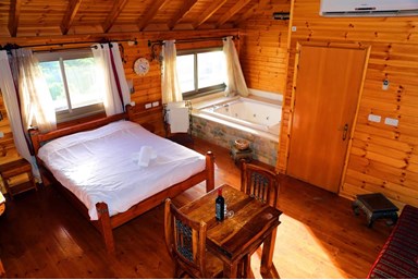 יחידות סגולה - הבקתה המשפחתית