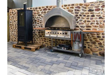 אל פאטיו אירוח במדבר - החצר הסביבה והבריכה