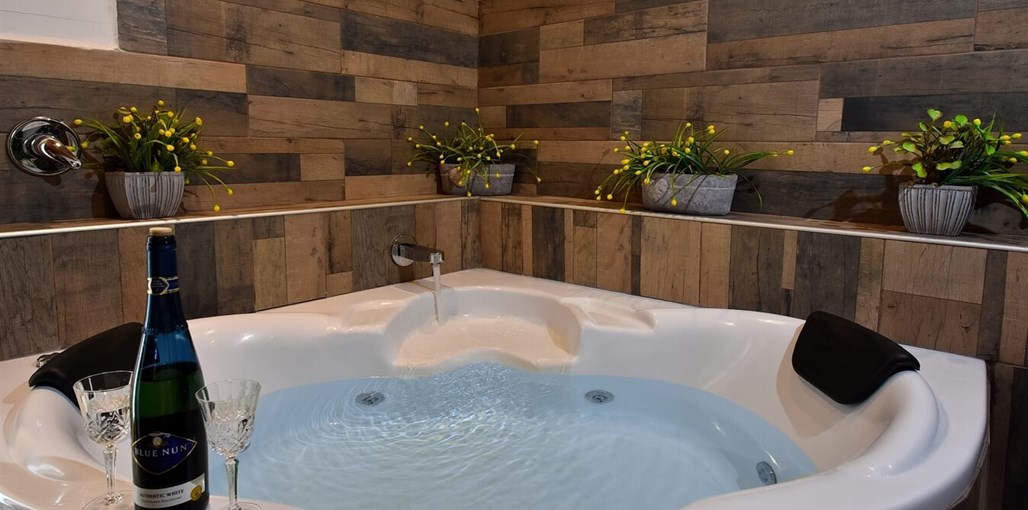 פנינת עוז סוויטה פנינת עוז  (4).jpg