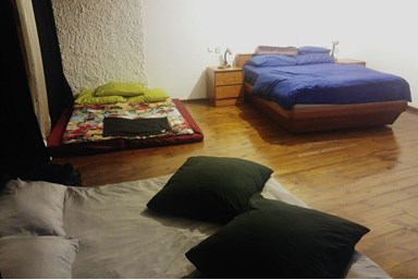 סמדר על הים