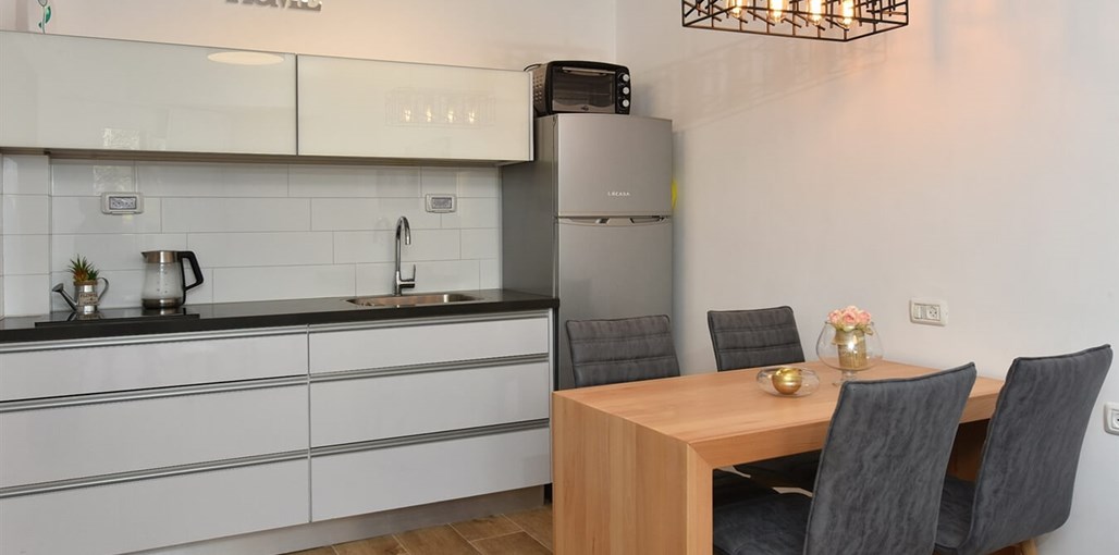 סוויטות המלכים בכנרת סוויטת פאר (4).JPG