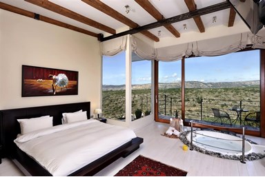 סוויטות פינסטרה