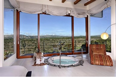 סוויטות פינסטרה