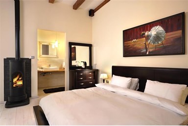 סוויטות פינסטרה