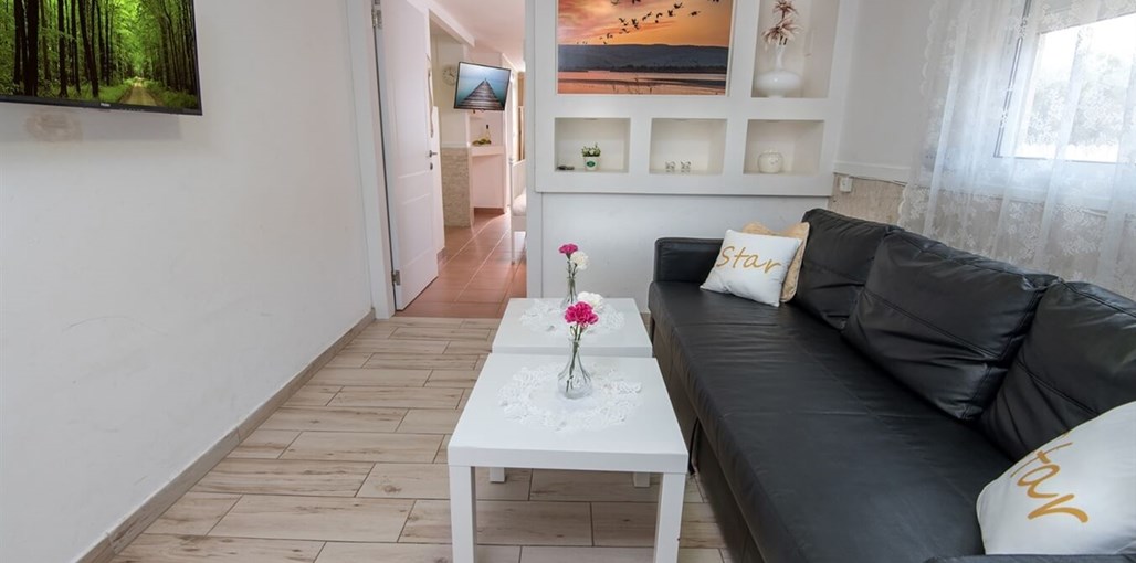 נווה שחר נווה שחר (1).jpg