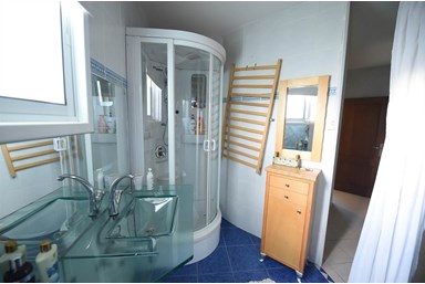 נאורייתא - אמרלד