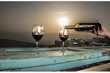 צימר לרגלי החרמון Old school - המרפסת והנוף