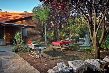 נפלאות הגליל - בקתות גלריה משפחתיות