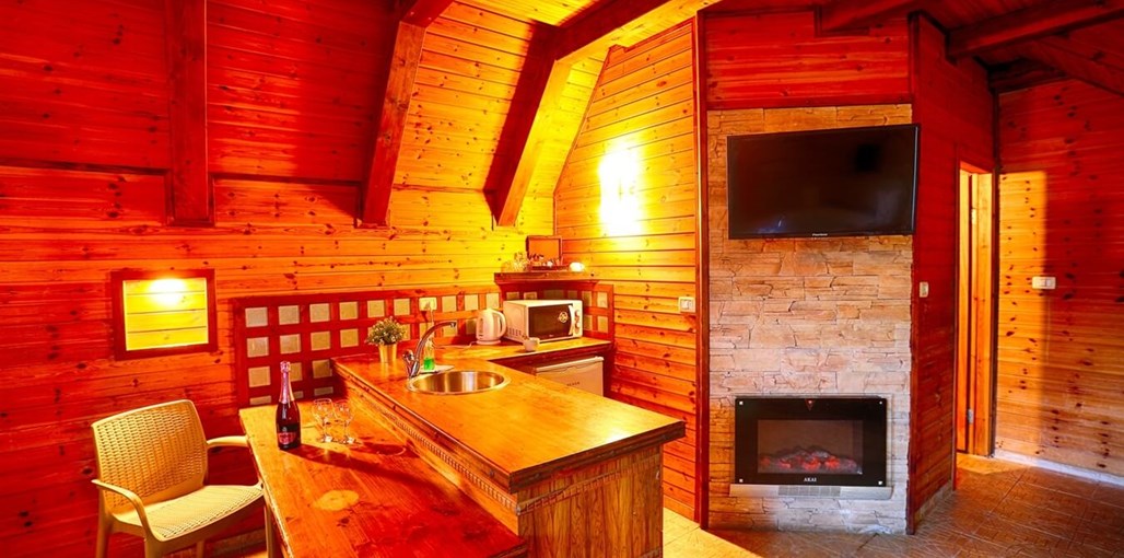 מקום קצת אחרת המשפחתית (6).jpg