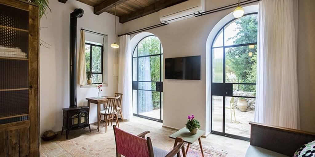 דירות נופש כרמינה עין כרם גארדן סוויט (13).jpg