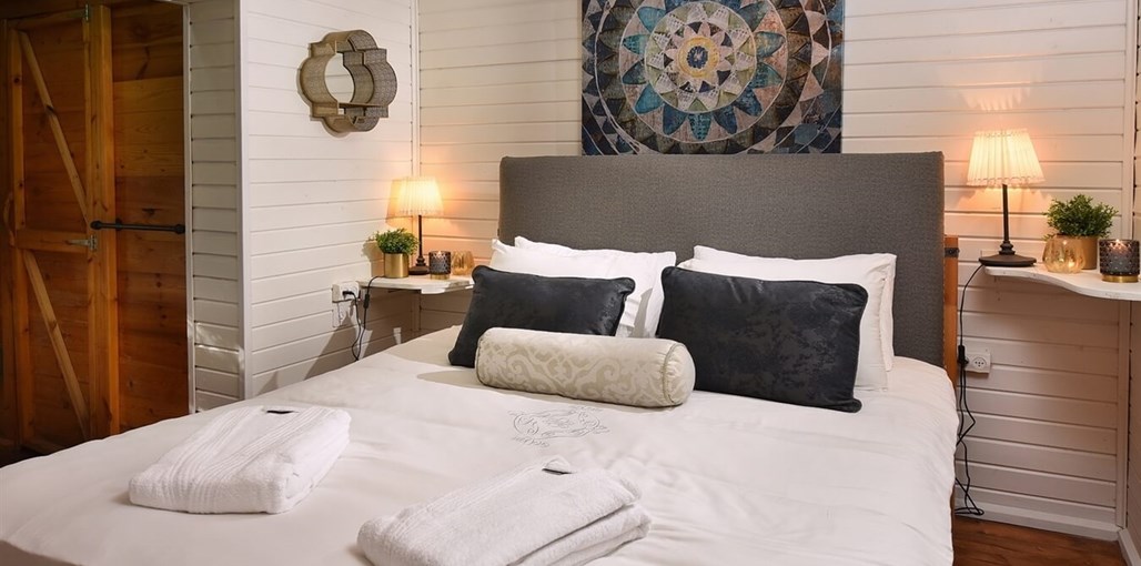 מול הרים וים נוף (10).jpg