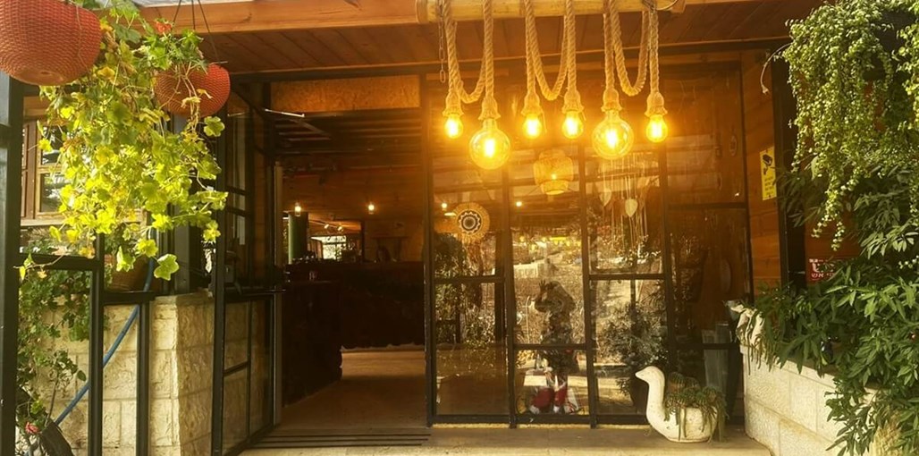 אירוח מיקסטו מול החרמון המסעדה והלובי (1).jpg