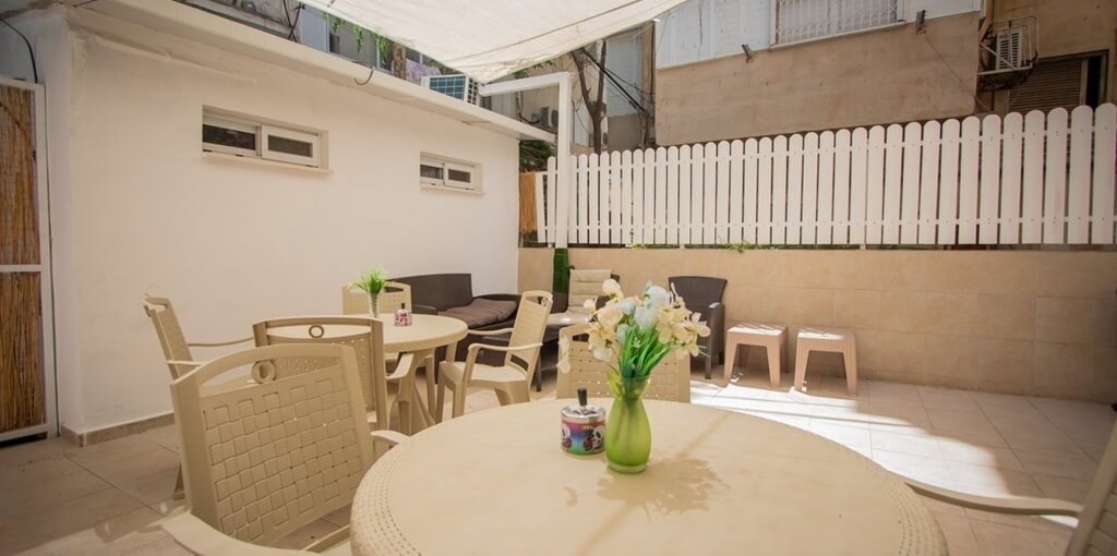 הוטל גארדן 68 TLV הוסטל68 (9).jpg