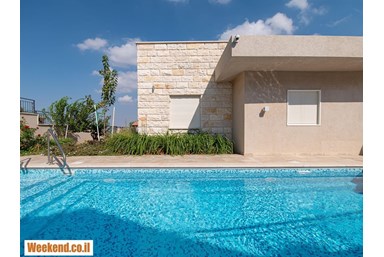 נופש שלו בנוף כנרת - בריכה פרטית, טרסה וחצר