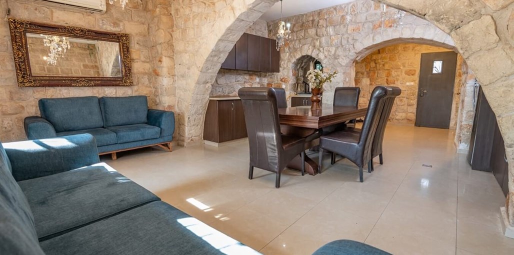 Moses Luxury apartments. נופש בצפת העתיקה בייגלה חדש (15).jpeg