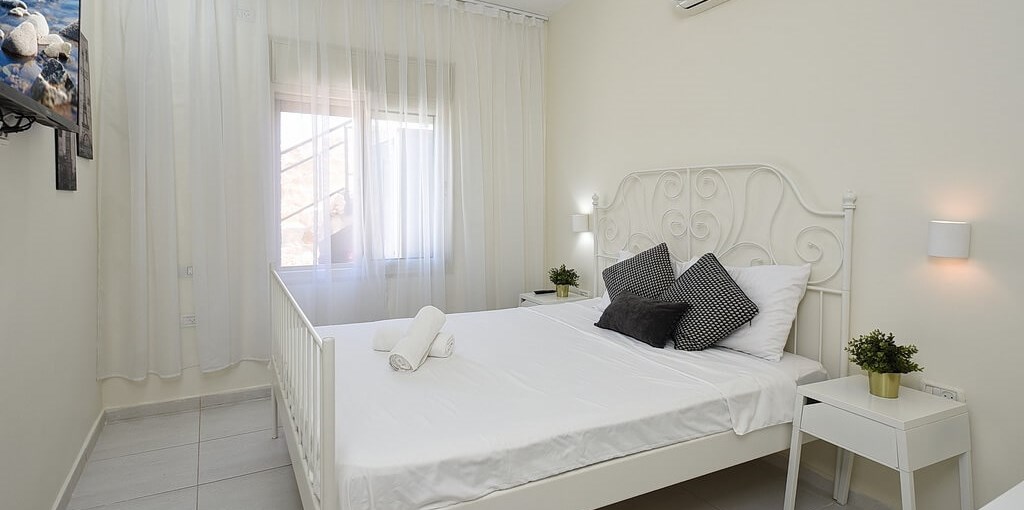 בקתה בשמורה סוויטת אבן (16).jpg