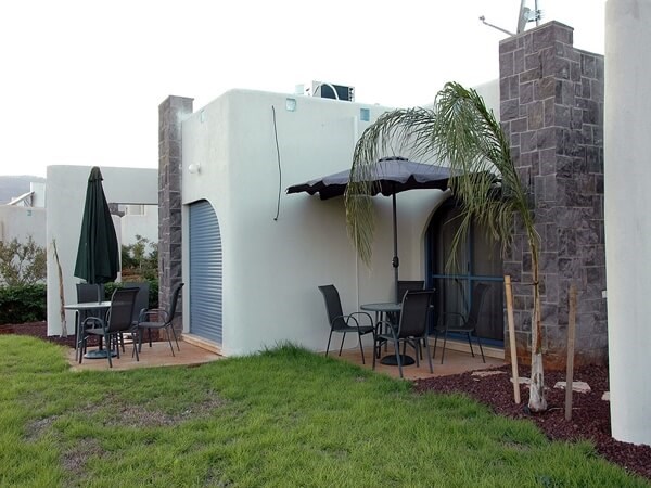 סוויטות שלווה ונוי חצר ונוף (9).jpg