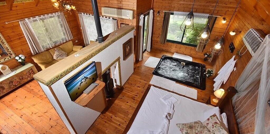 בקתות טוסקנה ברמות סוויטת שאטו (11).jpg