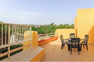 שלווה על ההר - חדרים משפחתיים