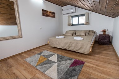 נופש בעתיקה - הוילה בעתיקה