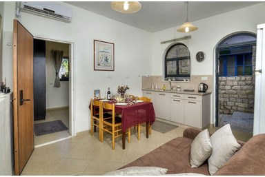 נופש בעתיקה - נופש בעתיקה