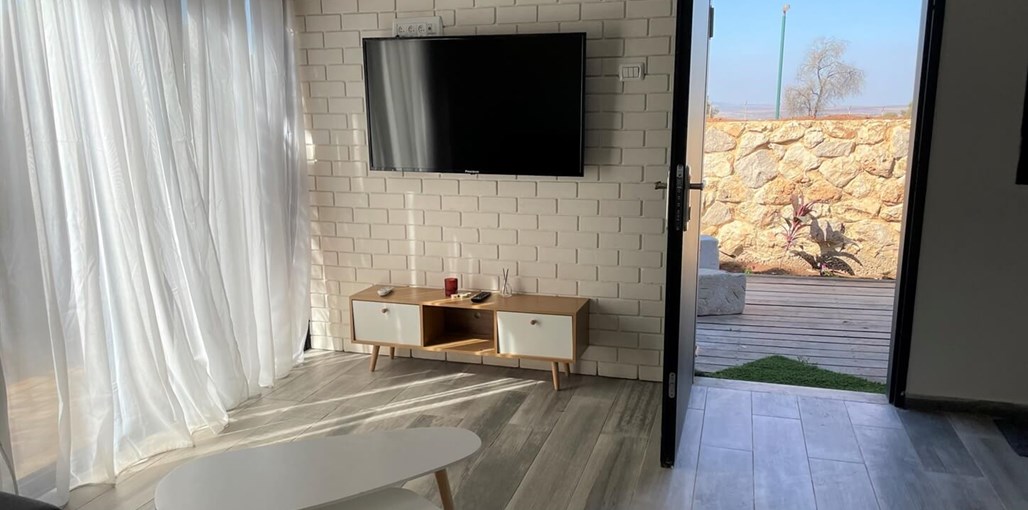 על צוקי הגלבוע סלון (5).JPG