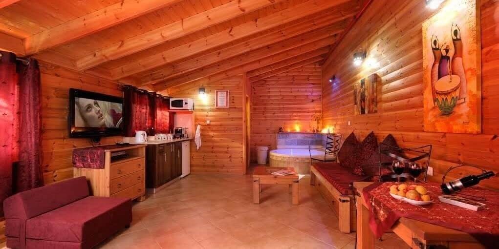 הבקתות האקולוגיות קינמון (3).jpg