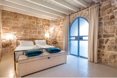 ערבסק - חדר המרפסת