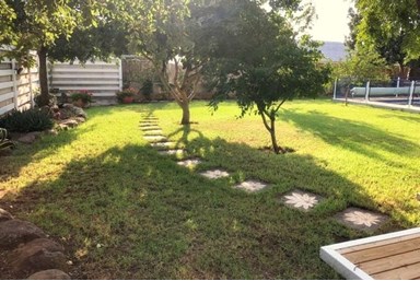 סוויטת הרמיטאז' בגולן - הבריכה והחצר הפרטית