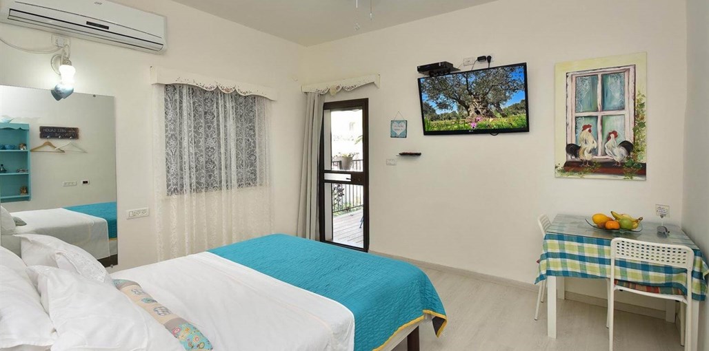 עדנת האוהבים אהבה בנהוריתא (4).jpg