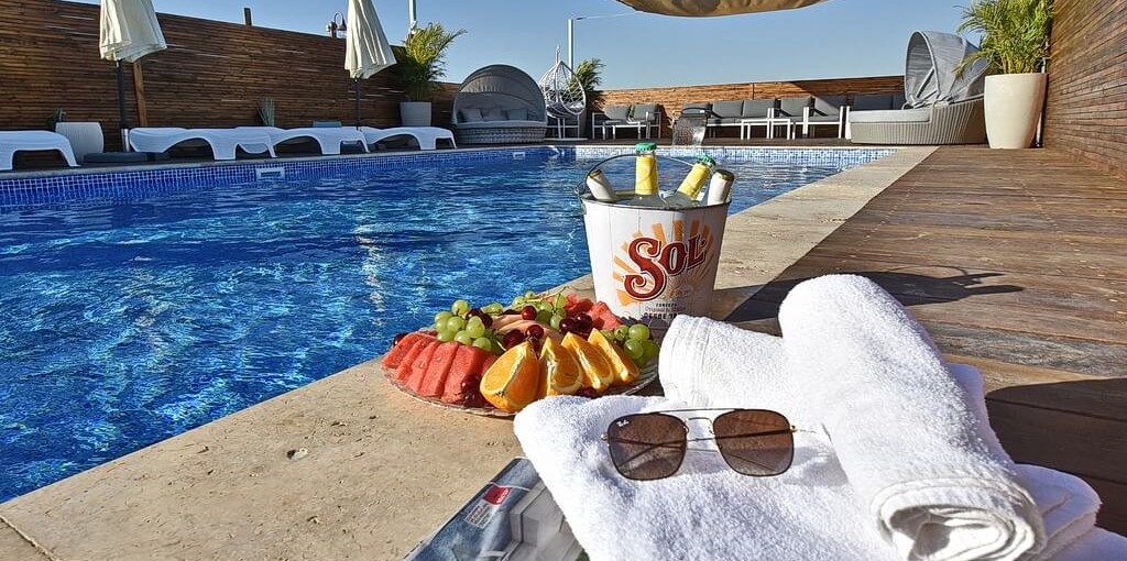 נחלים בקתות בטבע בריכה חדשות (8).jpg