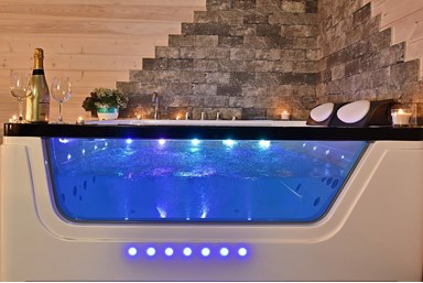 נחלים בקתות בטבע - דן 