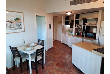 שיר מול הים - יחידת האירוח