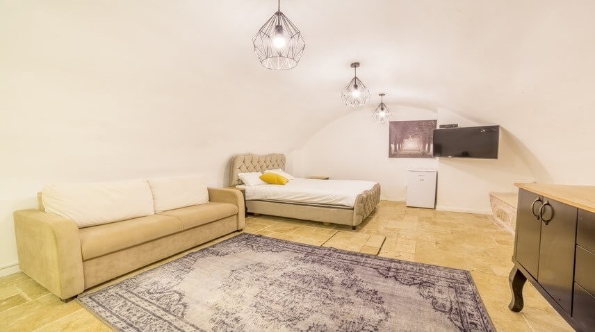 מלון יפו 60 - דירות יונתן טריפל (2).jpg