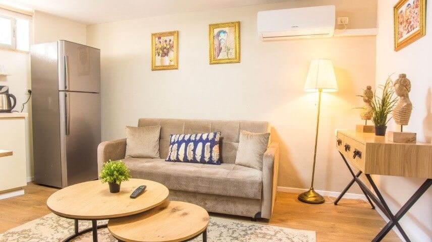 מלון כורזין ירושלים - דירות יונתן 2 חדרים (3).jpg