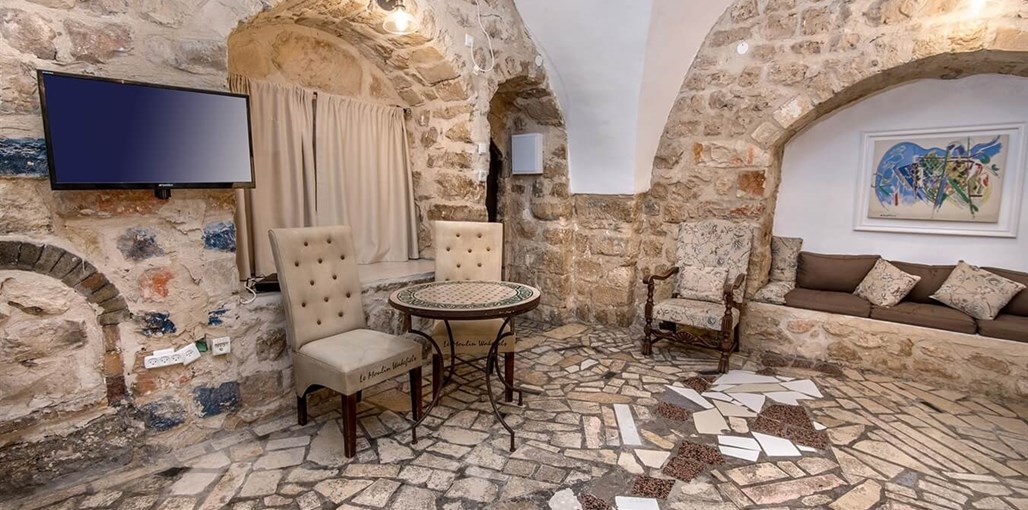 מלון בוטיק רוזנטליס חדר אודם (3).jpg