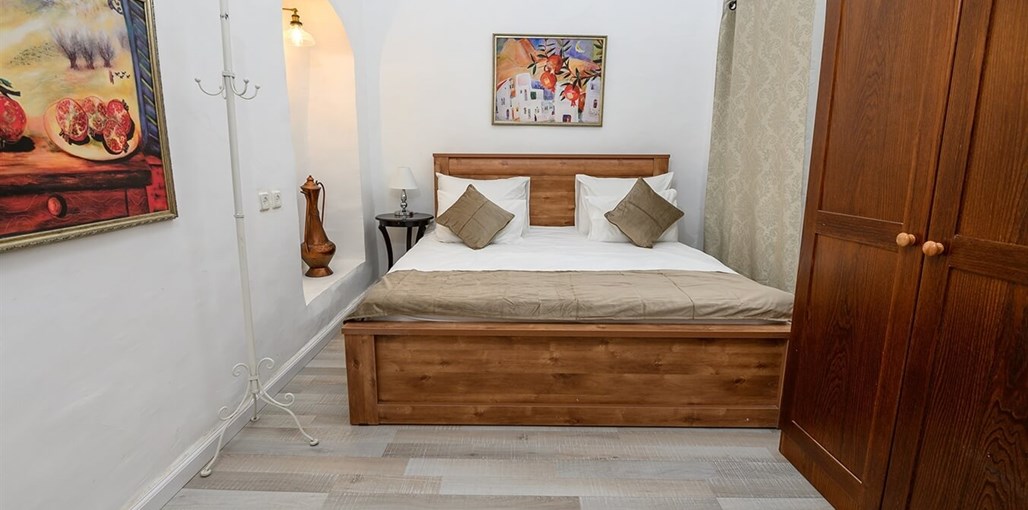 מלון בוטיק רוזנטליס חדר שוהם (3).jpg