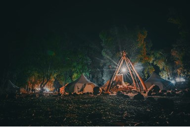 Glow Glamping - גלואו גלמפינג - מתחם החוץ