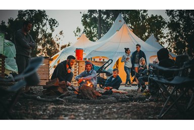 Glow Glamping - גלואו גלמפינג - מתחם החוץ
