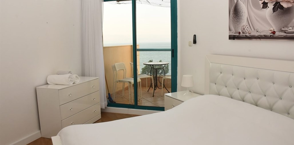 סוויטה מתוקה על הכנרת טופ סקיי (26).JPG