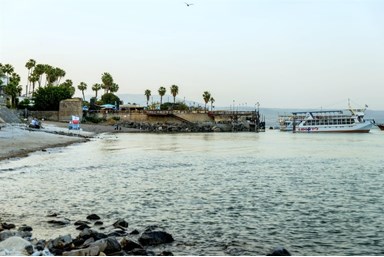 כנרת לודג'ינג - Kinneret Lodging - על שפת הטיילת 