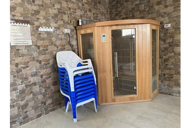 אחוזת אל חיר - הבריכה והחצר