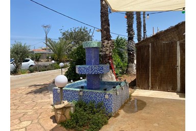 אחוזת אל חיר - הבריכה והחצר