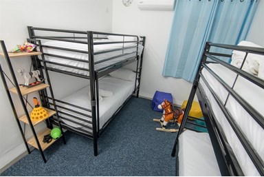 אצל בתיה - הדירה