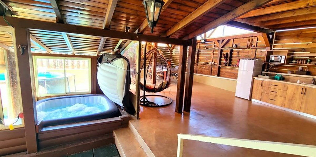 צימר גבעת השלווה חוץ.jpeg