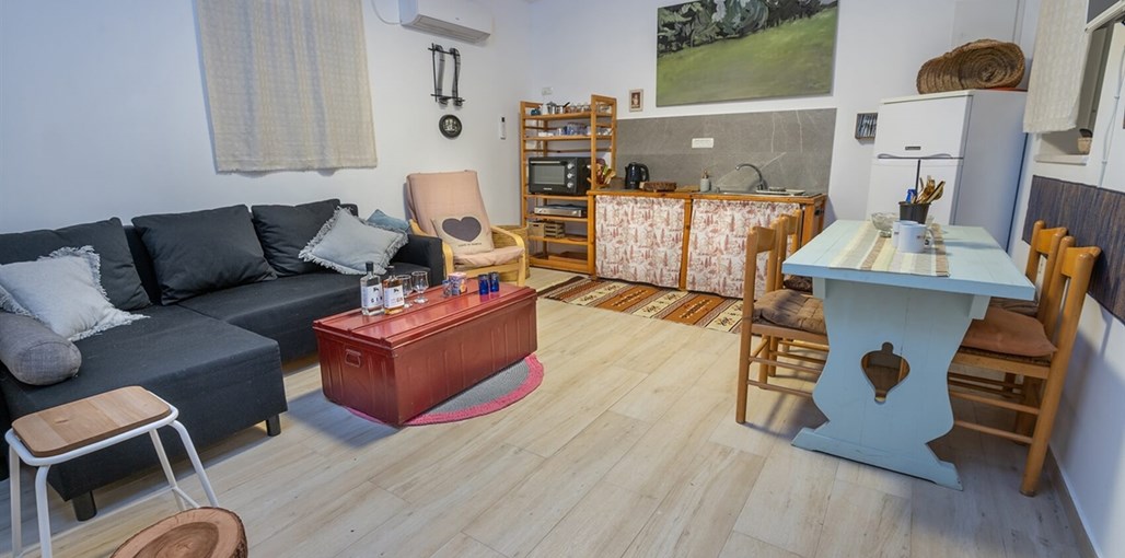 איי לה - Ay La צימרים אלרום סלע (1).jpg