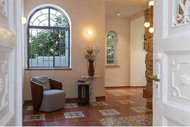 ח'אן עין כרם מלון בוטיק - הנוף והסביבה