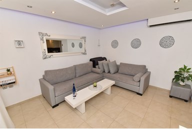 קראון דירות נופש – Crown - דירת גן בוטיק 41 