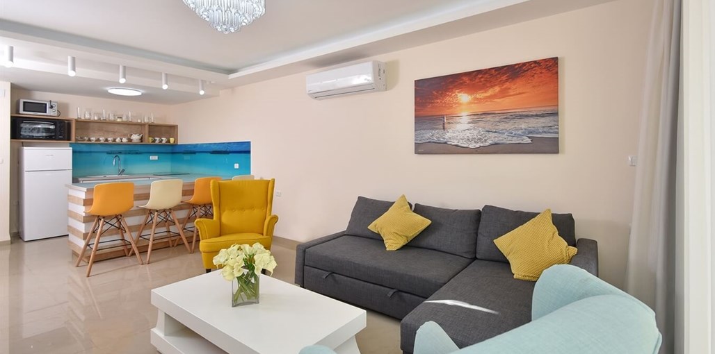 לונה על הים הדירה (2).jpg