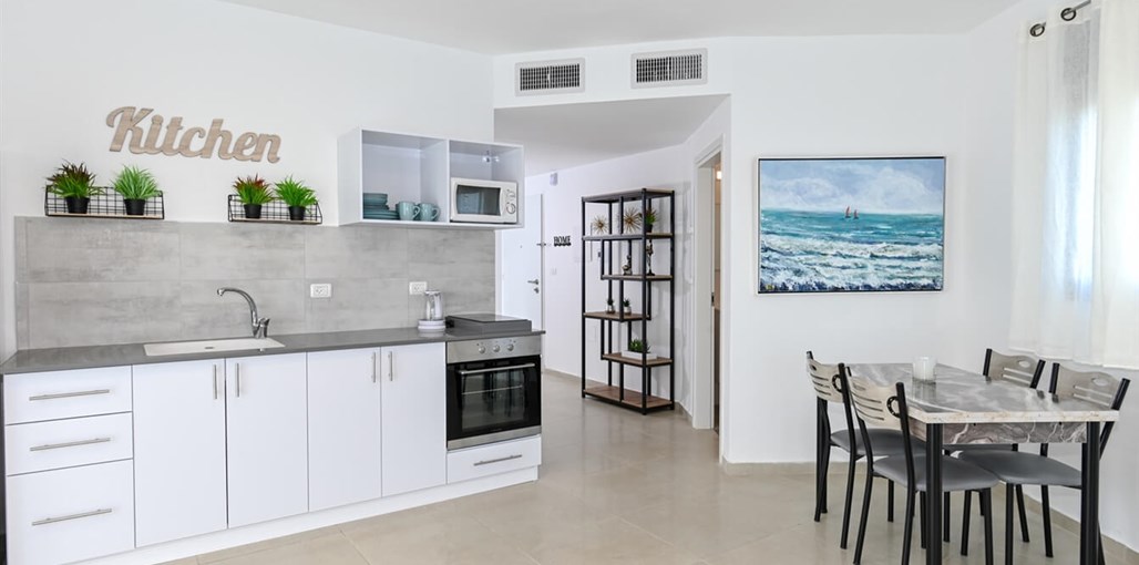 בית אירופה בית אירופה - דירה 4 (18).jpg